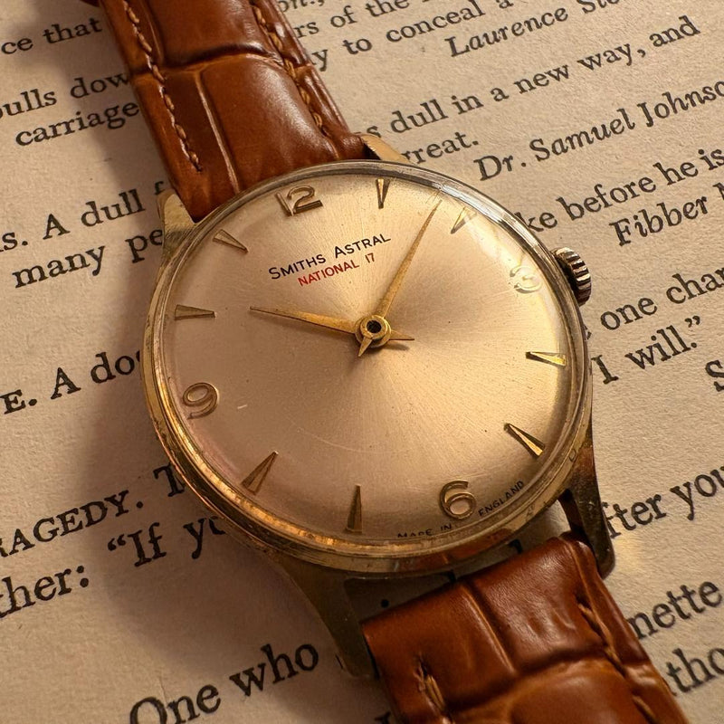 Watch 1960s British Antique 2-hand Mechanical Wristwatch. Vintage