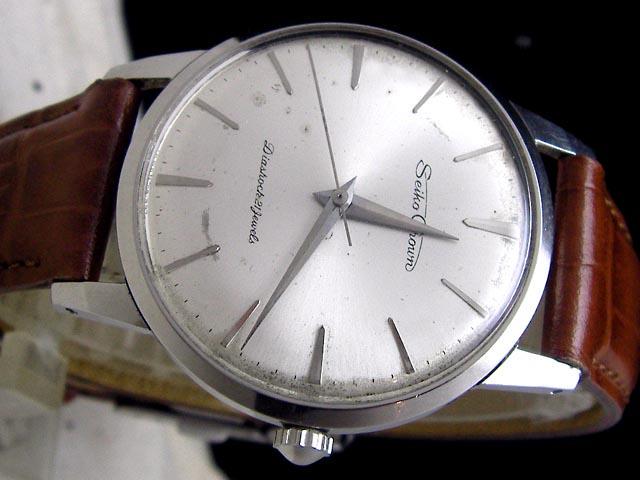 1950s  Crown Hand-wound J14040 Vintage Watch Classic Mechanical Dress Watch