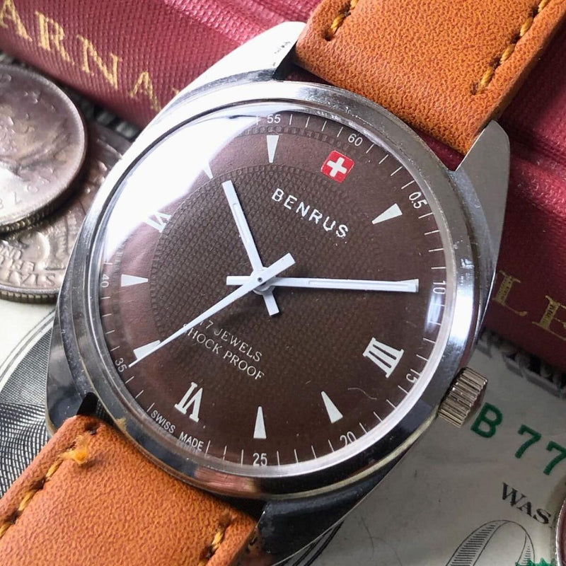3550  Watch Mens Chic Antique Manual Wind Wristwatch Working Condition
