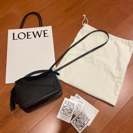 LOEWE Mini Puzzle Black Calfskin Leather Shoulder Bag Handbag 12.5x18cm 240g