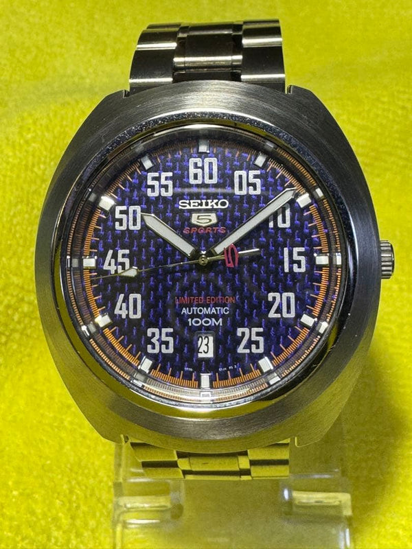 Sea Urchin 5 Limited Edition Blue Carbon Fiber Pattern Automatic Dive