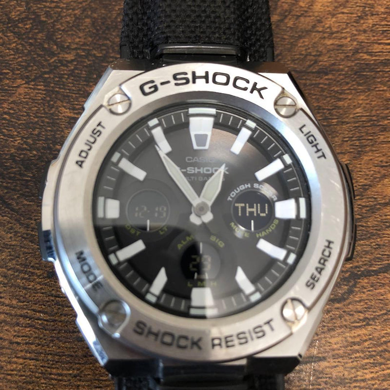Casio G-shock Mens Wristwatch Black Digital Quartz Japanese Vintage Broken Band