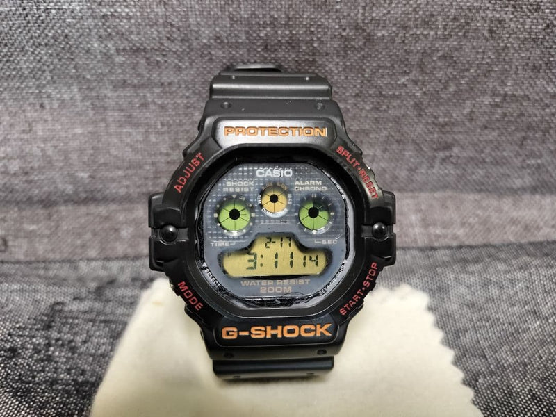 Casio G-shock Dw-5900 Original Overseas Model Vintage Japanese Digital