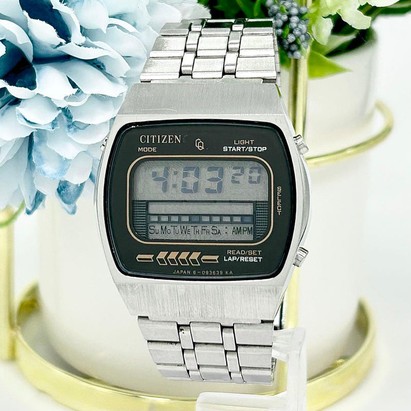 Citizen Dual Time Digital Wristwatch Vintage 1970s Japanese Quartz Mens Watch