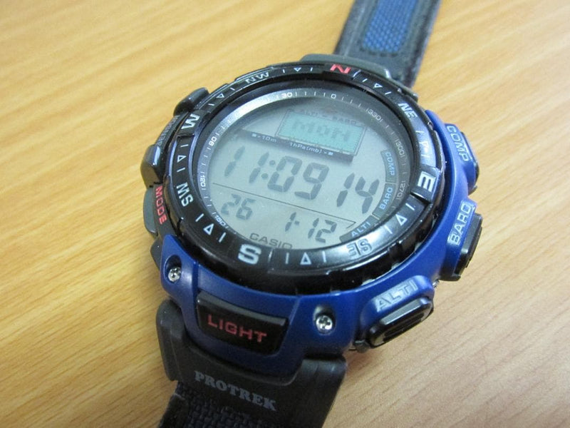 Protrek Prg-40 Blue Digital Triple Sensor Altimeter Barometer Compass Japanese