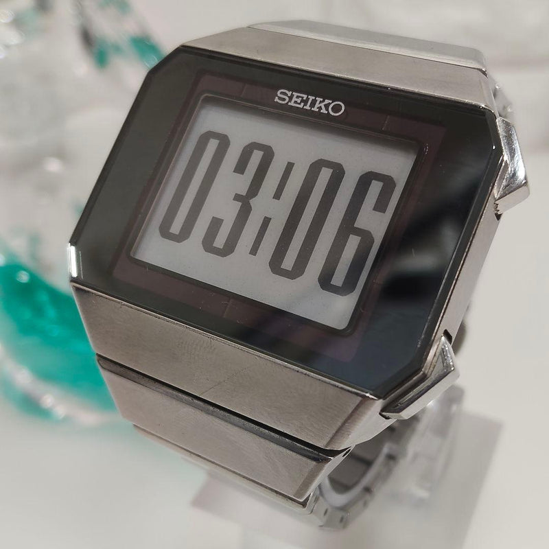 S771-0ad0 Digital Wristwatch Radio Solar Mens Japanese Vintage Quartz