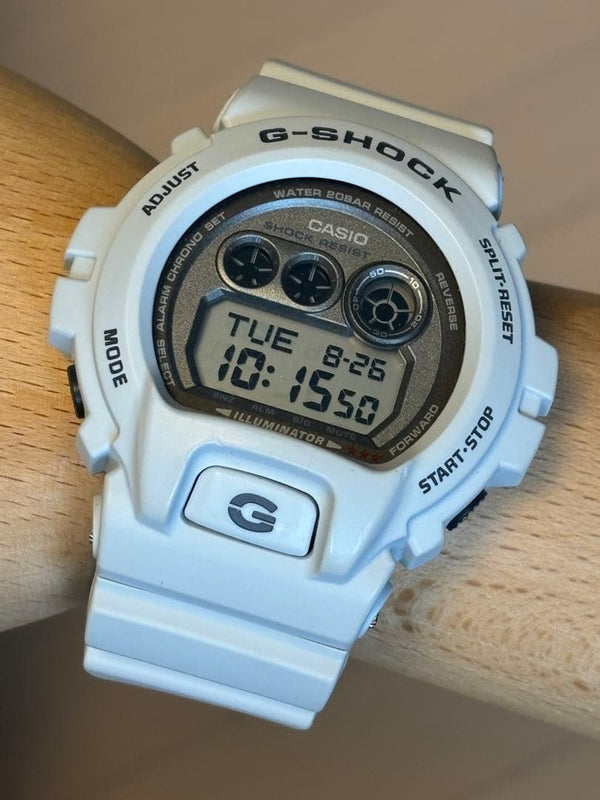 G-shock Gd-x6900 Blizzard White Big Case Triple Eye Mens Wristwatch Japanese