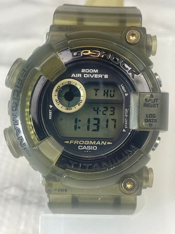 G-shock Dw-8200 Men In Smoke Japanese Vintage Digital Wristwatch Frogman