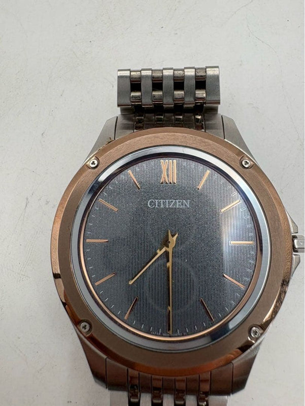 The Citizen Eco-drive One Mens Wristwatch Japanese Modern Solar Power
