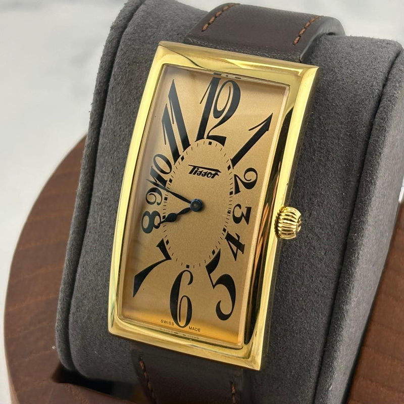 Heritage Banana Watch T117509a Quartz Japanese Modern Dress Wristwatch