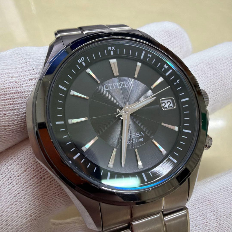 Citizen Attesa H110-t016235 Radio Solar Mens Wristwatch Japanese Titanium