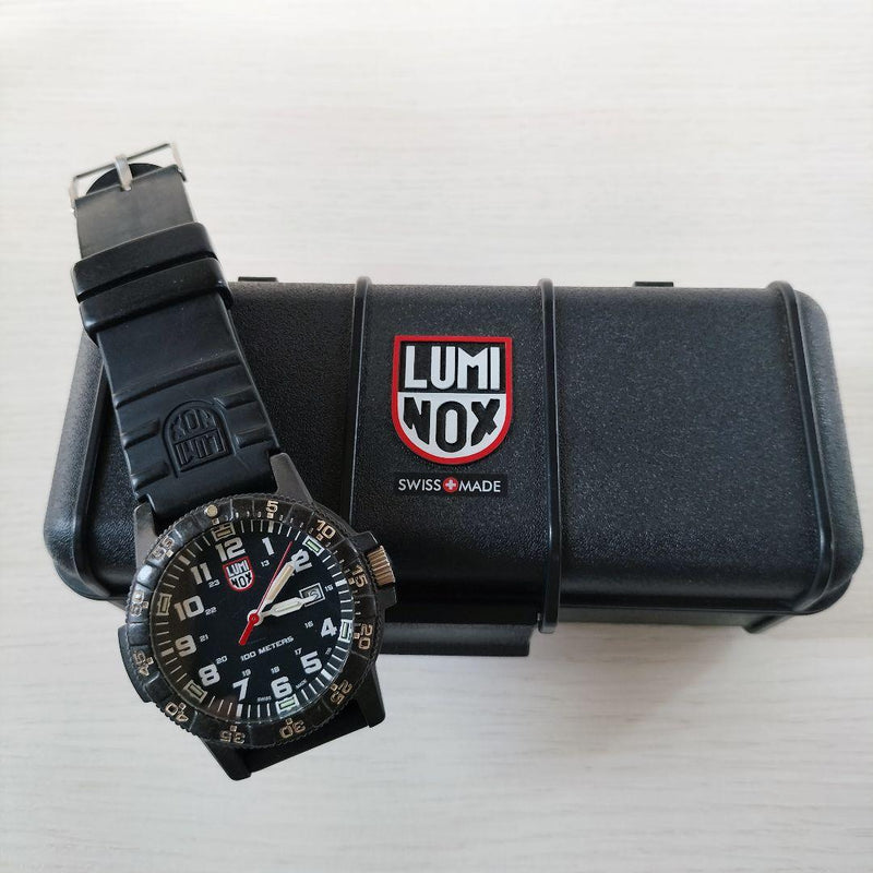 Leatherback Sea Turtle 0320 Quartz Mens Wristwatch Japanese Analog Dive