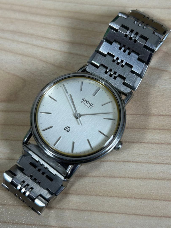 Seiko Twin Quartz Vintage Silver Mens Wristwatch Japanese Analog Working