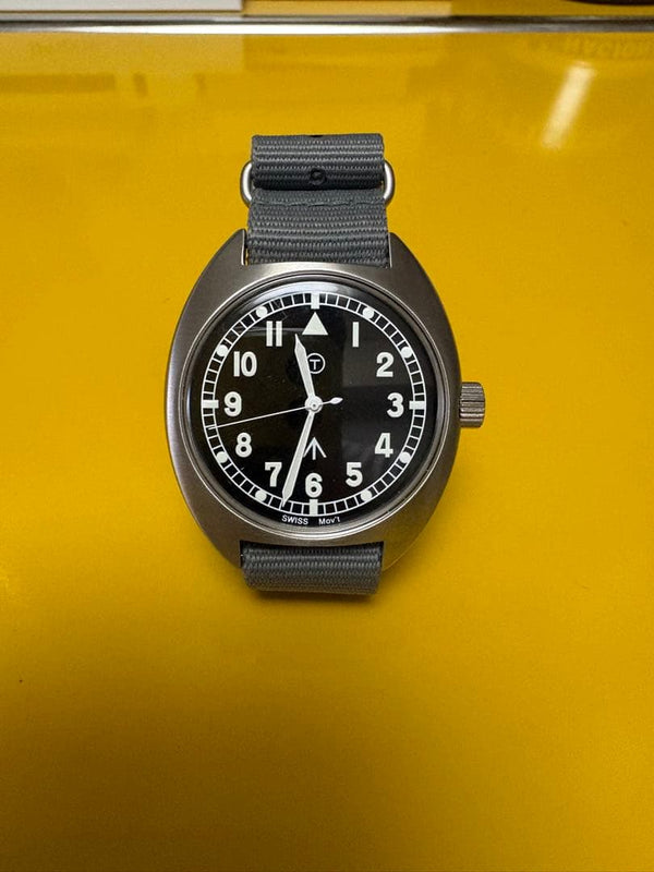Naval Watch Company Japanese Vintage Military Style Wristwatch Quartz Stainless