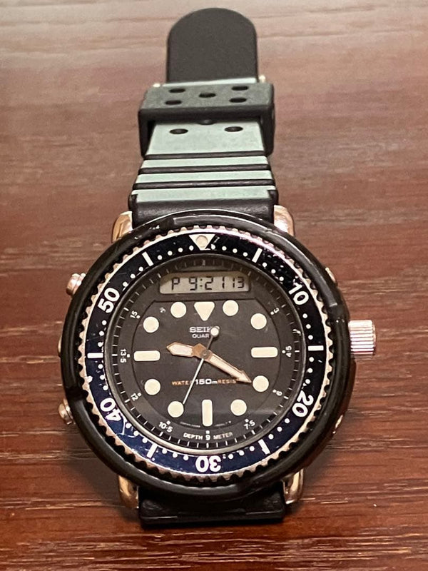 Seiko H558-5000 Arnie Predator Mens Diver Watch Vintage Japanese Quartz