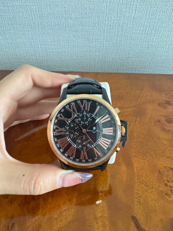 Chronograph Wristwatch Black Gold Tone Japanese Quartz Mens Vintage Stainless