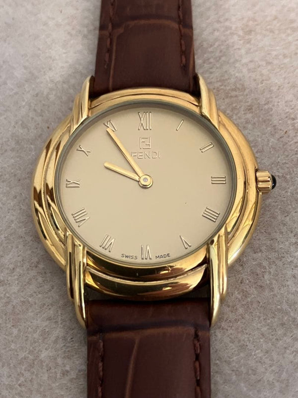 Working Fendi 300j Mens Quartz Wristwatch Japanese Vintage Leather Band Battery