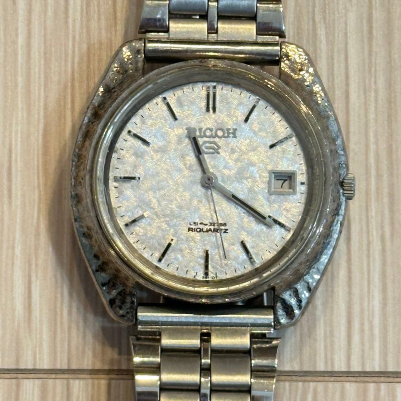 Ricoh Riquartz Silver Japanese Vintage Mens Wristwatch Quartz Analog Stainless