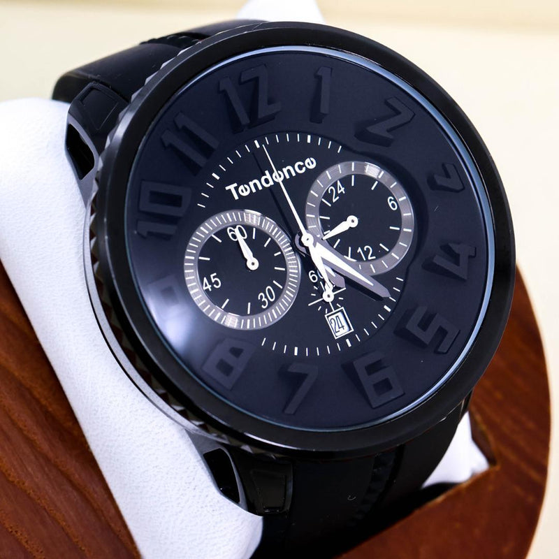 Round Chronograph Wristwatch Black Mens Japanese Quartz Watch Vintage