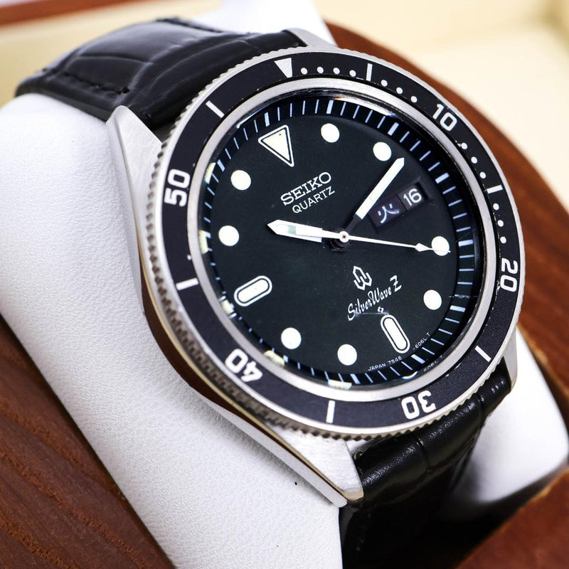 Working Seiko Silverwave Z Mens Wristwatch Rotating Bezel Japanese Vintage