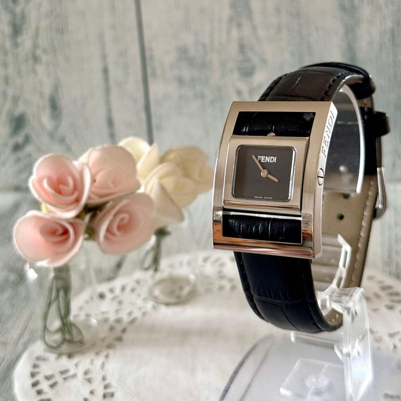 Fendi Black Dial Rotating Bezel Quartz Ladies Wristwatch Japanese Vintage