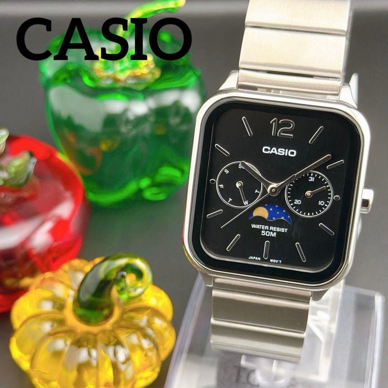 Moon Phase Black Quartz Mens Wristwatch Japanese Vintage Collector Item