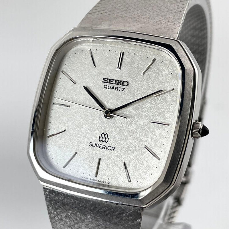 Superior Twin Quartz Mens Wristwatch Japanese Vintage Original Band