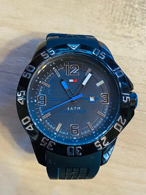Tommy Hilfiger Mens Wristwatch Black Dial Japanese Quartz Vintage Stainless