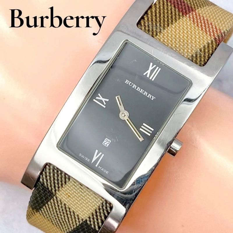 Rectangular Nova Check Quartz Wristwatch Japanese Vintage Ladies