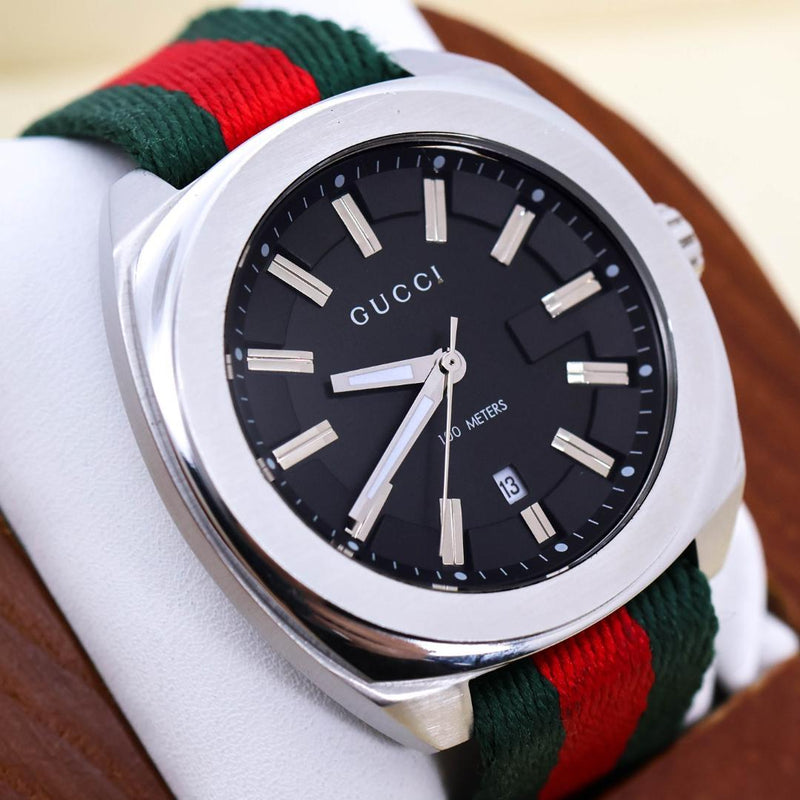 Working Gucci 142.3 Mens Wristwatch Sherry Line Belt Japanese Vintage Quartz