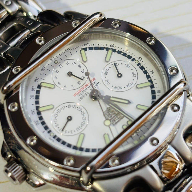 Elgin Usa Mens Wristwatch Waterproof Crown Hard Crystal Glass Vintage Japanese