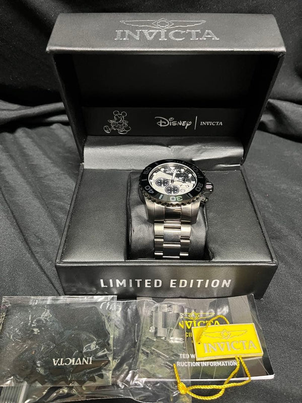 Invicta Limited Edition Mens Wristwatch Japanese Quartz Stainless Steel Vintage
