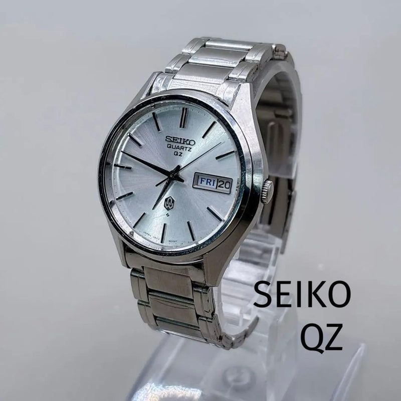 Qz Old Quartz Vintage Mens Wristwatch Japanese Analog Working Collector