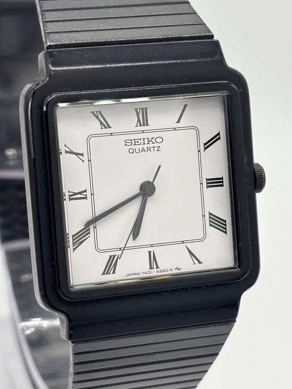 Seiko Chariot Quartz 7431-5170 Mens Wristwatch Japanese Vintage Classic Working