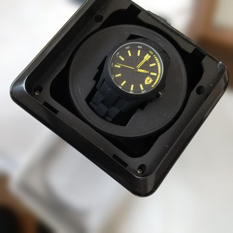 Scuderia Ferrari Black Yellow Mens Wristwatch 5 Atm Water Resistant Japanese