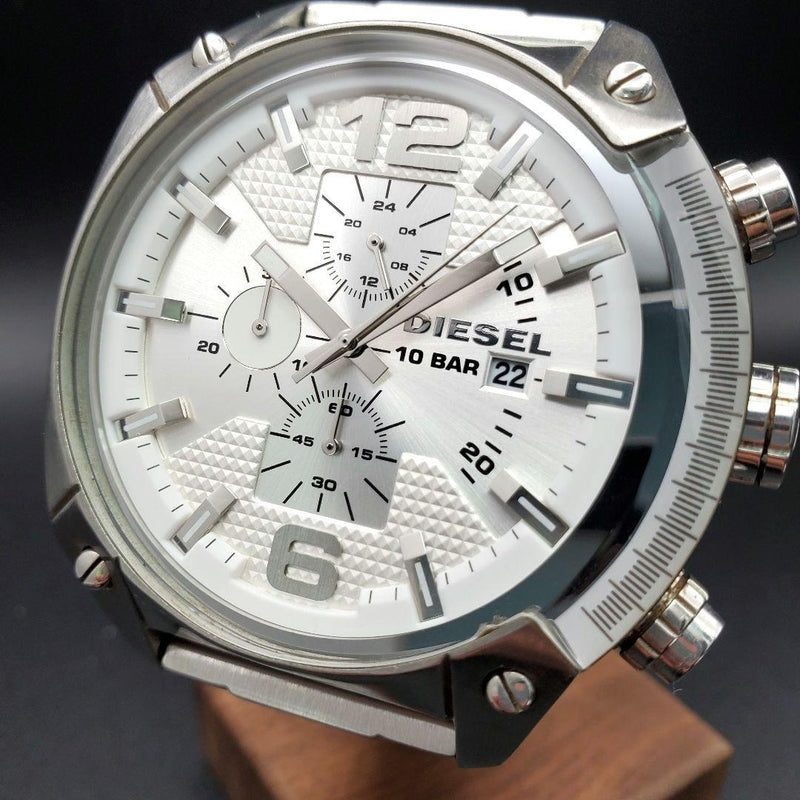 Diesel Mega Chief Chronograph Mens Wristwatch White Dial Quartz Battery