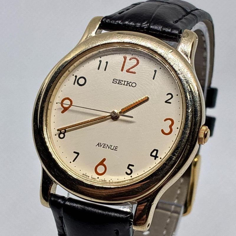 Seiko Avenue Mens Wristwatch Quartz Gold Tone Japanese Vintage Stainless Steel