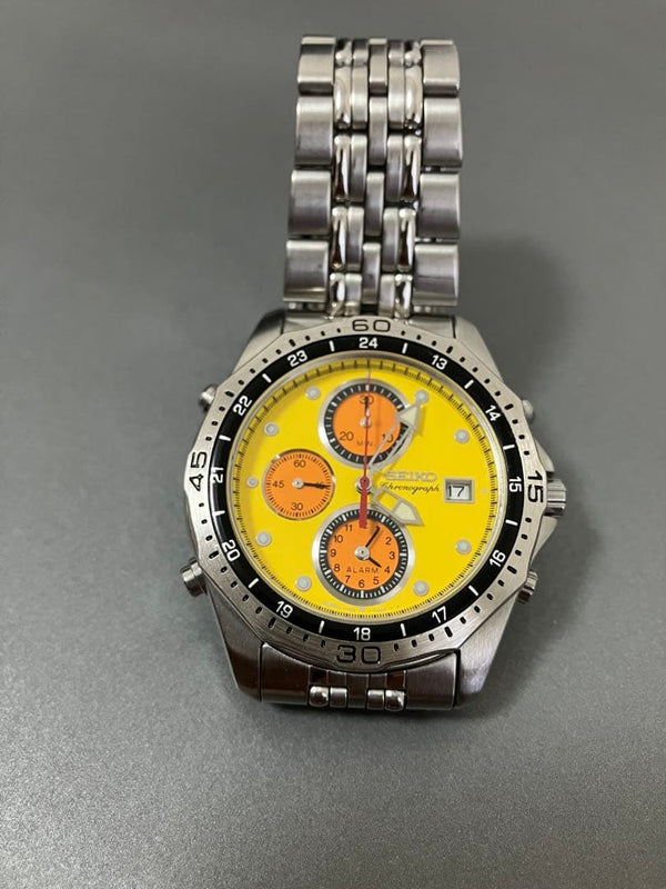 Seiko Olympic Design Chronograph Wristwatch Japanese Vintage Quartz Stainless