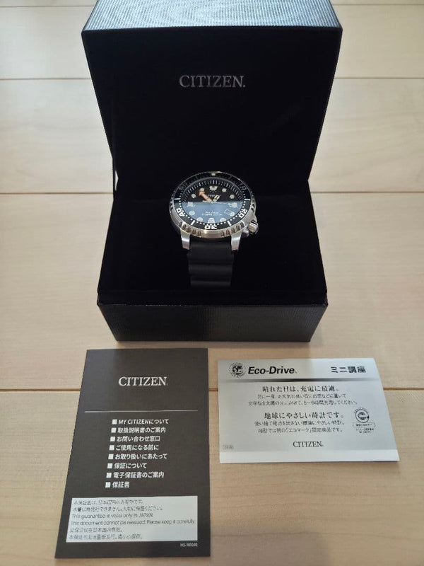 Citizen Promaster Black Mens Wristwatch Japanese Vintage Diver Watch