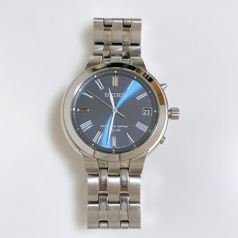 Working Seiko Radio Solar Wristwatch Blue Dial Mens Japanese Vintage Stainless