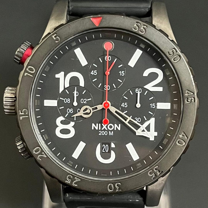 Nixon 48-20 Chrono Gunmetal Red Quartz Mens Wristwatch Japanese Vintage