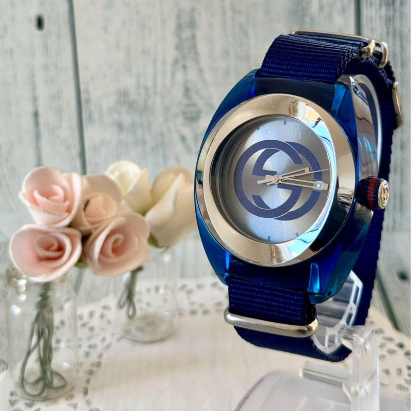 Battery Replaced Gucci 137.1 Sync Blue Quartz Mens Wristwatch Japanese Vintage