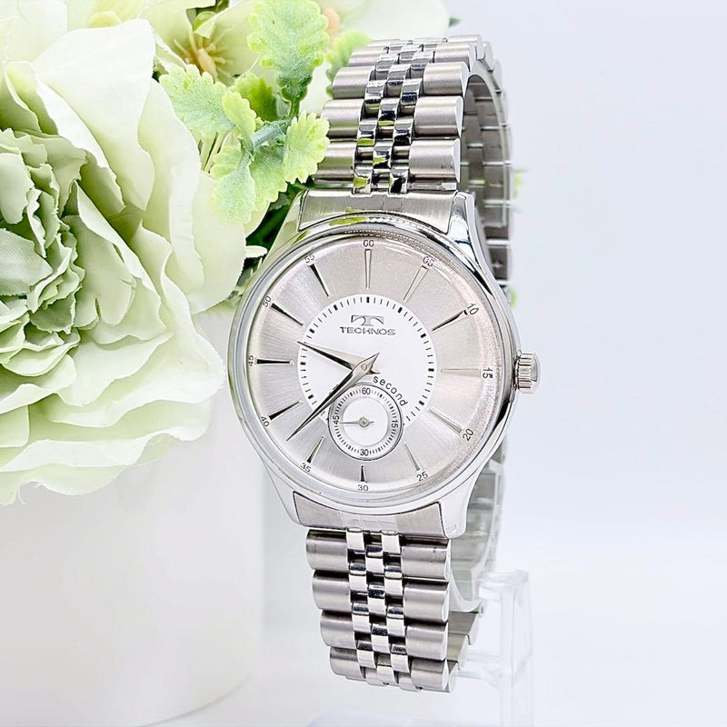 Technos T6335 Mens Quartz Wristwatch Japanese Stainless Steel Vintage Analog