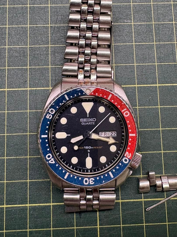 Seiko 7548-700b Pepsi Diver Watch 1983 Japanese Vintage Quartz Mens Wristwatch