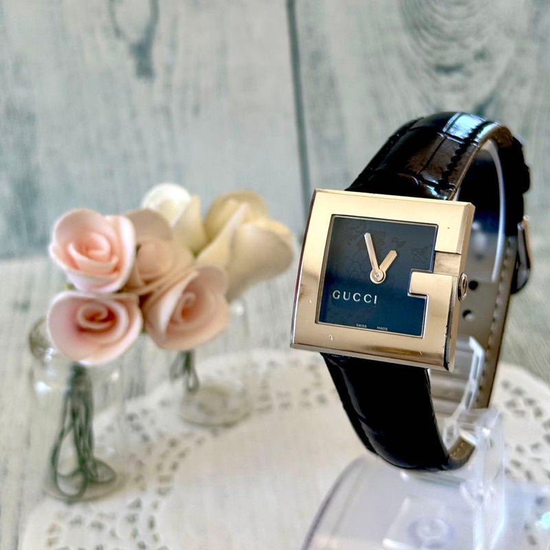 Gucci 108 G-frame Square Ladies Wristwatch Japanese Vintage Quartz Stainless