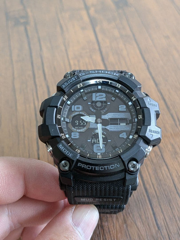 G-shock Mudmaster Gwg-100 Radio Solar Mens Wristwatch Japanese Vintage