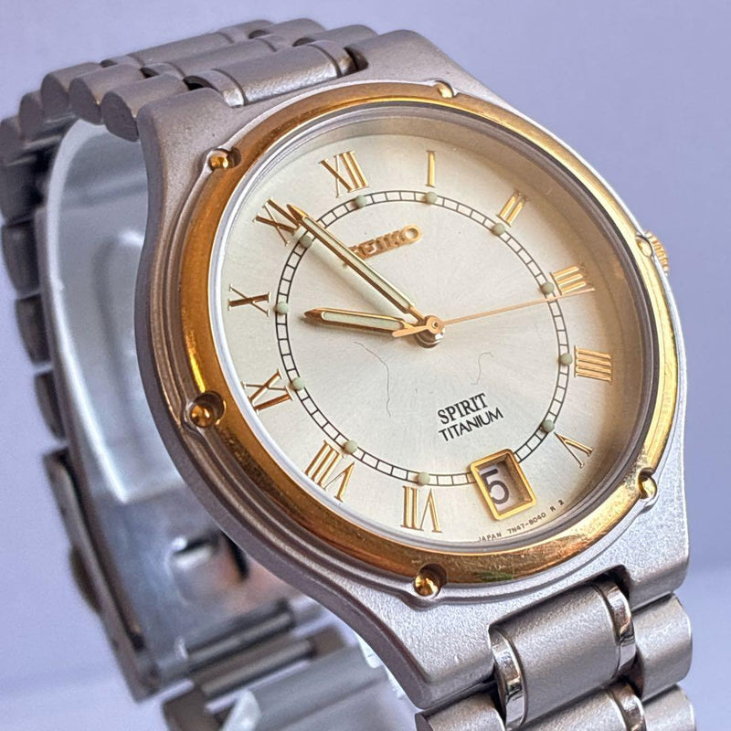 Seiko Spirit 7n47-8000 Titanium Mens Wristwatch Japanese Vintage Quartz Analog
