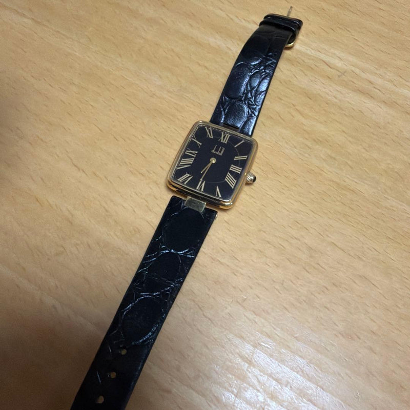 Vintage Dunhill Square Wristwatch Japanese Quartz Gold Plated Mens Watch 13880