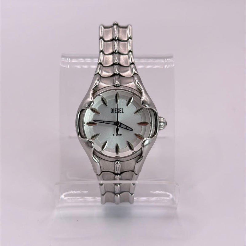 Diesel Vert Dz5605 Y2k Silver Womens Wristwatch Japanese Quartz Stainless Steel