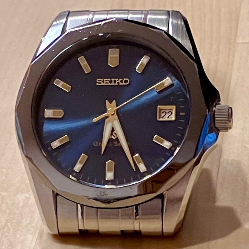 Quartz 8j56-8000 Blue Dial Mens Wristwatch Japanese Vintage
